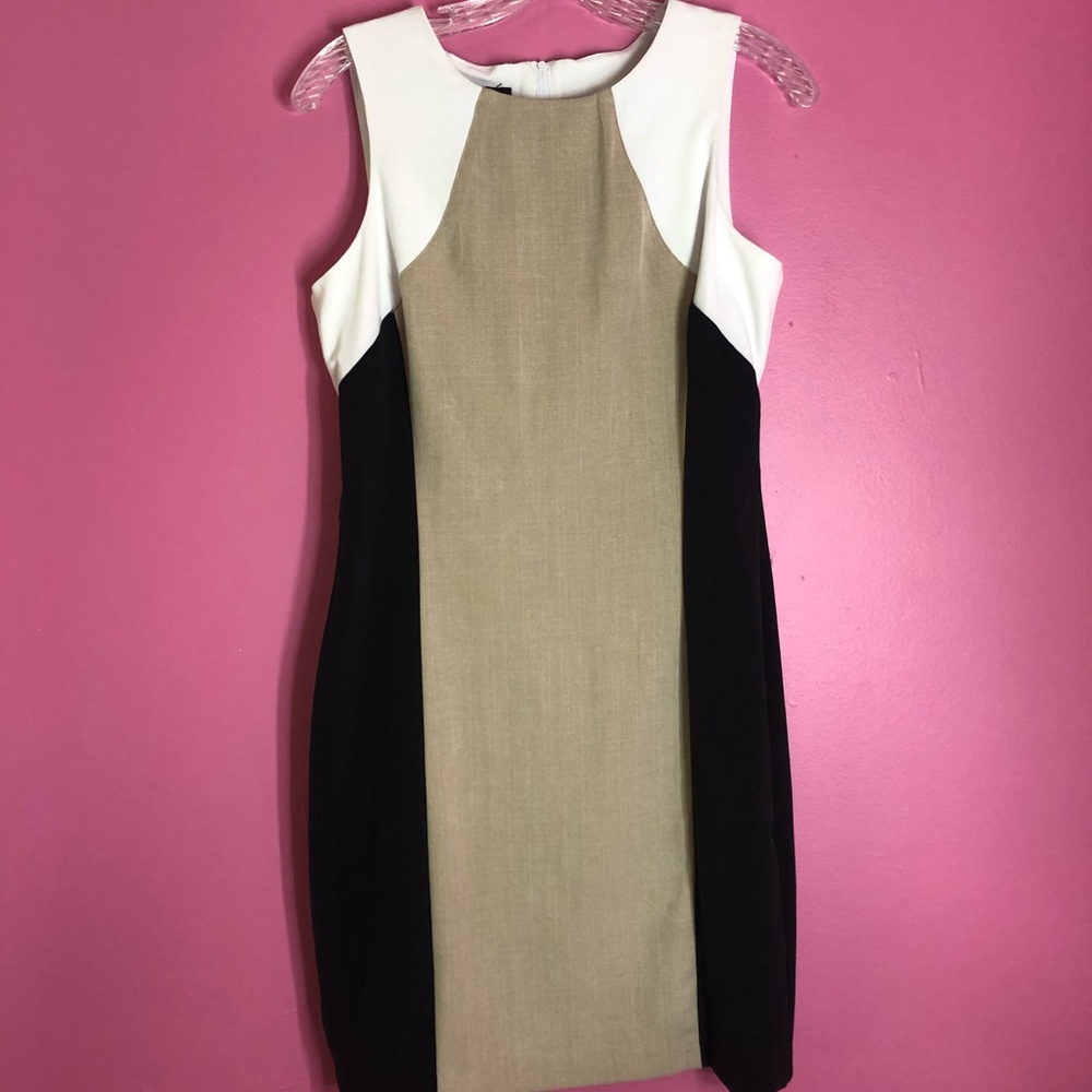 BCX Black and White knee high dress Size 5